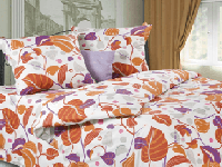 Комплектация КПБ Полиэстер: пододеяльник 150х215, простыня 150х215, 2 наволочки 70х70